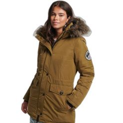 Parka damska Superdry Ashley Everest. Zielone parki damskie Superdry, bez kaptura. W wyprzedaży za 542.00 zł.