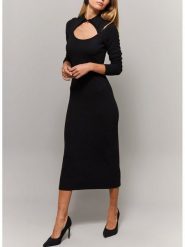 Milan Kiss Sukienka w kolorze czarnym rozmiar: S. Czarne sukienki damskie Milan Kiss, bez wzorów, bez ramiączek. Za 165.99 zł.