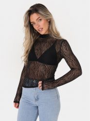 Brave Soul Bluzka LLT-225HELENA Czarny Straight Fit. Czarne bluzki damskie Brave Soul, xs, bez wzorów, z syntetyku, bez kołnierzyka, bez ramiączek. W wyprzedaży za 49.99 zł.