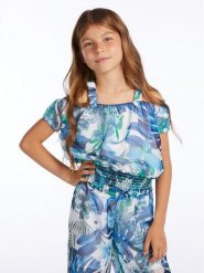 Guess Bluzka J3GH00 WA2T0 Niebieski Regular Fit. Niebieskie bluzki i koszule dziewczęce Guess, z aplikacjami, z syntetyku, bez kołnierzyka, bez ramiączek. Za 179.99 zł.