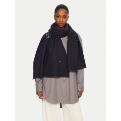Szalik Tommy Hilfiger. Niebieskie szaliki damskie Tommy Hilfiger, bez wzorów. Za 239.99 zł.