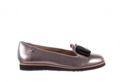 Mokasyny Bayla-018 1063-X90 Pewter, Srebrny, Skóra naturalna - 39. Szare mokasyny damskie Bayla, z materiału, bez obcasa. W wyprzedaży za 134.10 zł.