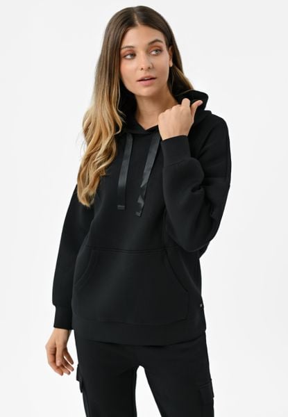 Czarna bluza z kapturem B-AMBER. Czarne bluzy damskie Volcano, l, bez wzorów, z dresówki, z kapturem. Za 179.99 zł.