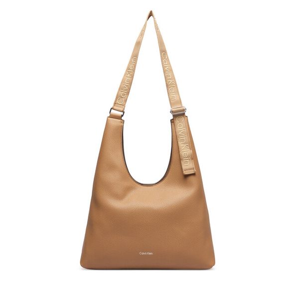 Torebka Calvin Klein. Brązowe torebki klasyczne damskie Calvin Klein, bez dodatków. Za 569.99 zł.