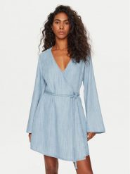 Guess Sukienka codzienna W2YK67 D22S5 Błękitny Relaxed Fit. Niebieskie sukienki damskie Guess, z aplikacjami, z lyocellu, bez ramiączek. Za 279.99 zł.