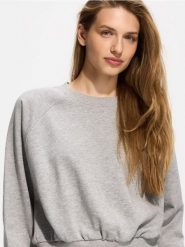 Gładka bluza - jasnoszary. Szare bluzy damskie Reserved, l, bez wzorów, z bawełny, bez kaptura. Za 69.99 zł.