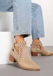 Ciemnobeżowe Botki na Obcasie w Stylu Kowbojek z Wycięciem i Nitami Eleavira. Brązowe botki damskie Born2be, z jeansu, eleganckie, bez obcasa, na obcasie, bez zapięcia. Za 119.99 zł.