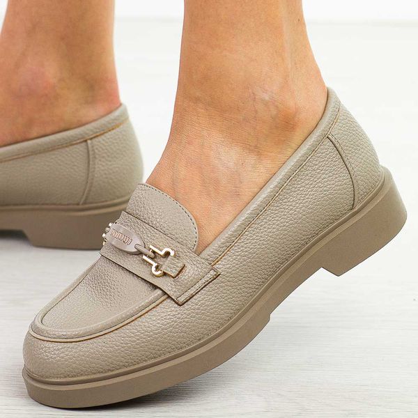 Beżowe mokasyny damskie Potocki 12591. Brązowe mokasyny damskie POTOCKI, na jesień, z jeansu, z okrągłym noskiem, bez obcasa. Za 169.00 zł.