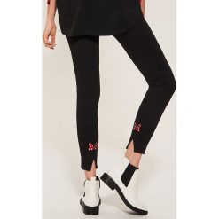 Jeansy Minnie Mouse - Czarny. Czarne jeansy damskie House. Za 129.99 zł.