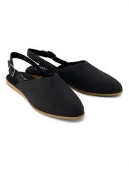 TOMS Skórzane baleriny w kolorze czarnym z paskiem rozmiar: 38,5. Czarne balerinki damskie TOMS, bez wzorów. Za 224.52 zł.