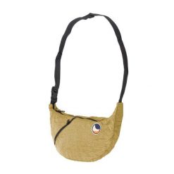 Saszetka na ramię Ticket To The Moon Upcycled Sling. Żółte nerki i saszetki damskie TICKET TO THE MOON, bez wzorów. Za 144.00 zł.