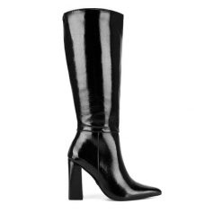 Kozaki Nine West. Czarne kozaki damskie Nine West, bez obcasa, na słupku, bez zapięcia. Za 329.99 zł.