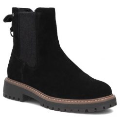 Skórzane botki damskie sztyblety czarne Filippo DBT7935. Czarne botki damskie Filippo, ze skóry, bez obcasa, bez zapięcia. Za 259.99 zł.