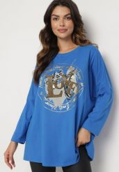 Niebieska Bluzka Bawełniana Oversize z Nadrukiem i Cyrkoniami Reriola. Niebieskie bluzki damskie Born2be, bez wzorów, z bawełny, bez kołnierzyka, bez ramiączek. Za 79.99 zł.