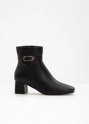 Botki. Czarne botki damskie bonprix, eleganckie, bez obcasa, bez zapięcia. Za 169.99 zł.
