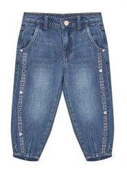 Guess Jeansy K5GA01 D4MU2 Niebieski Regular Fit. Niebieskie jeansy dziewczęce Guess, z aplikacjami, z jeansu. Za 139.99 zł.