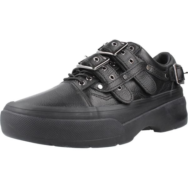 Buty VANS LX OLD SKOOL BUCKLE Czarny. Czarne obuwie trekkingowe damskie Vans, ze skóry, bez zapięcia. Za 409.99 zł.