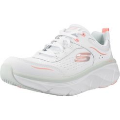 Kapcie SKECHERS DLUX WALKER 2.0 Biały. Białe kapcie damskie Skechers, ze skóry. Za 395.00 zł.