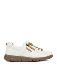 Go Soft Sneakersy CEO-WI23-GHANA-13 Biały. Białe obuwie sportowe damskie GO SOFT, ze skóry, bez zapięcia. Za 219.99 zł.