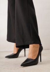 Czarne Klasyczne Szpilki VICES w Minimalistycznym Stylu Praselea. Czarne szpilki damskie Born2be, bez wzorów, z jeansu, bez obcasa, na szpilce, bez zapięcia. Za 119.99 zł.