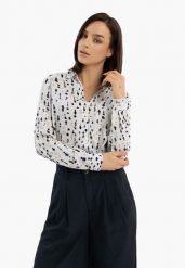 Koszula z wzorem K-TUDI. Koszule damskie Volcano, l, bez wzorów, bez kołnierzyka, bez ramiączek. Za 119.99 zł.