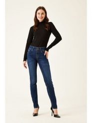 Garcia Dżinsy - Slim fit - w kolorze granatowym rozmiar: W26/L32. Niebieskie jeansy damskie Garcia, z podwyższonym stanem. Za 61.46 zł.