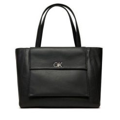 Torebka Calvin Klein. Czarne shopper bag Calvin Klein, bez wzorów, bez dodatków. Za 399.99 zł.