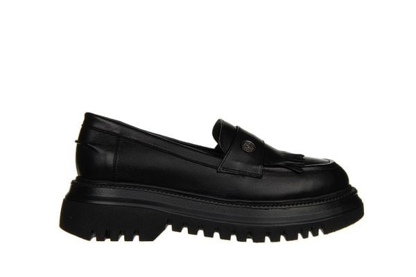 Mokasyny Bayla-200 155 1264 21 200025, Czarny, Skóra naturalna - 37. Czarne mokasyny damskie Bayla, z gumy, bez obcasa. W wyprzedaży za 269.10 zł.