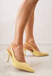 Żółte Sandały Slingback na Szpilce z Imitacji Zamszu Carilona. Żółte sandały damskie Renee, bez wzorów, bez obcasa, na obcasie, bez zapięcia. Za 99.99 zł.