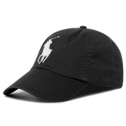 Czapka z daszkiem Polo Ralph Lauren. Czarne czapki z daszkiem damskie Polo Ralph Lauren, bez wzorów. Za 255.99 zł.