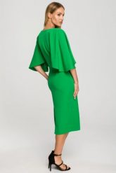 Sukienka ołówkowa z szerokimi rękawami zielona z pelerynką. Zielone sukienki damskie Sukienki.shop, bez wzorów, wizytowe, bez ramiączek. Za 309.00 zł.