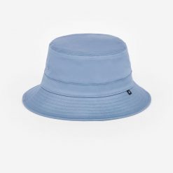Kapelusz żeglarski Decathlon 100. Niebieskie kapelusze damskie TRIBORD, bez wzorów, z bawełny, sportowe. Za 39.99 zł.