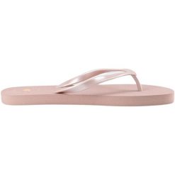 Klapki damskie 4F F018A. Brązowe klapki damskie 4F, bez wzorów, z gumy, bez obcasa, bez zapięcia. Za 69.99 zł.