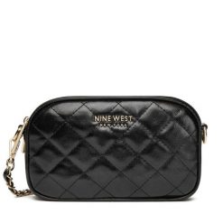 Torebka Nine West. Czarne listonoszki damskie Nine West, bez wzorów, bez dodatków. Za 149.99 zł.