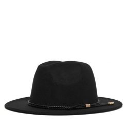 Kapelusz Guess. Czarne kapelusze damskie Guess, z aplikacjami. Za 234.99 zł.