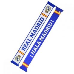 Real Madryt szalik kibica dwustronny Double Knitted 1ST wielokolorowy. Białe szaliki damskie REAL MADRID, bez wzorów, z materiału. Za 119.00 zł.
