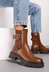Brązowe Botki Sztyblety na Tłoczonej Podeszwie z Elegancką Klamerką przy Cholewce Vaithora. Brązowe botki damskie Renee, eleganckie, bez obcasa, na płaskiej podeszwie, bez zapięcia. Za 149.99 zł.