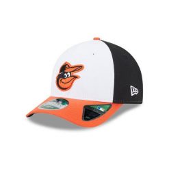 Czapka baseballowa 9forty MLB Baltimore Orioles PLYR REP MC OTC. Białe czapki z daszkiem damskie New Era, bez wzorów, z koronki. Za 174.00 zł.