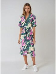 Monki Sukienka w kolorze morsko-kremowo-różowym rozmiar: XS. Niebieskie sukienki damskie Monki, bez wzorów, z tkaniny, bez ramiączek. Za 43.99 zł.