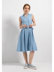 More & More Sukienka w kolorze błękitnym rozmiar: 34. Niebieskie sukienki damskie More & More, bez wzorów, z tkaniny, bez ramiączek. Za 137.45 zł.