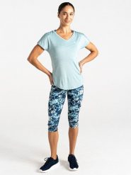 Dare 2b Koszulka sportowa "Vigilant Tee" w kolorze błękitnym rozmiar: 38. Niebieskie koszulki sportowe damskie Dare 2b, bez wzorów, z materiału, bez ramiączek, outdoorowe. Za 61.46 zł.