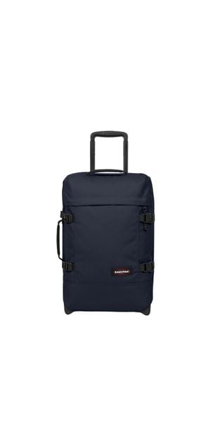 Torba podróżna Eastpak Tranverz S. Niebieskie torby podróżne Eastpak, bez wzorów, z materiału. Za 623.15 zł.