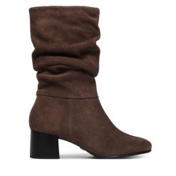 Kozaki Tamaris. Brązowe kozaki damskie Tamaris, bez obcasa, na słupku, bez zapięcia. Za 499.99 zł.