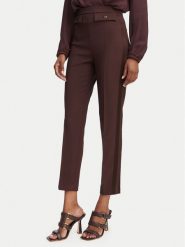 Elisabetta Franchi Spodnie materiałowe PA-185-62E2-V270 Brązowy ciemny Slim Fit. Brązowe spodnie materiałowe damskie Elisabetta Franchi, bez wzorów, z materiału. Za 1,149.00 zł.