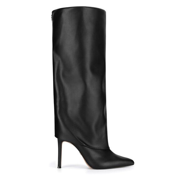 Kozaki Nine West. Czarne kozaki damskie Nine West, bez obcasa, na szpilce, bez zapięcia. Za 379.99 zł.
