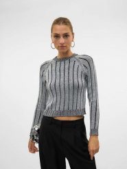 Vero Moda Sweter w kolorze szarym rozmiar: XS. Szare swetry klasyczne damskie Vero Moda, xs, bez kołnierzyka. Za 90.45 zł.