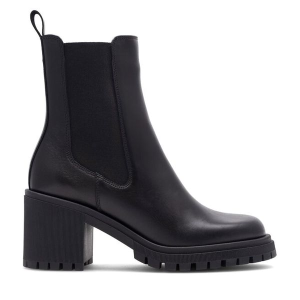 Botki Badura. Czarne botki damskie Badura, bez obcasa, na słupku, bez zapięcia. Za 349.99 zł.