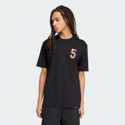 Koszulka Z Grafiką Audi Revolut F1 Team Gabriel Bortoleto. Czarne bluzki damskie Adidas, bez wzorów, z dzianiny, sportowe, bez kołnierzyka, bez ramiączek. Za 179.00 zł.