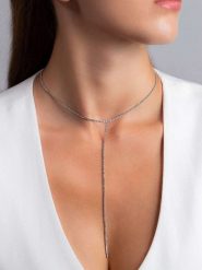 Lodie Silver Naszyjnik z elementami ozdobnymi rozmiar: onesize. Szare naszyjniki damskie Lodie Silver, z cyrkonią, metalowe. Za 78.99 zł.