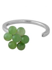 Design Letters Srebrny pierścionek ''My Flower'' z jadeitami rozmiar: onesize. Szare pierścionki damskie Design Letters, z jadeitem, srebrne. Za 82.99 zł.